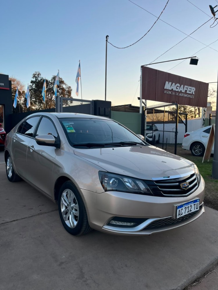 Geely EMGRAND 7 4P 1,8 Gs — foto 10
